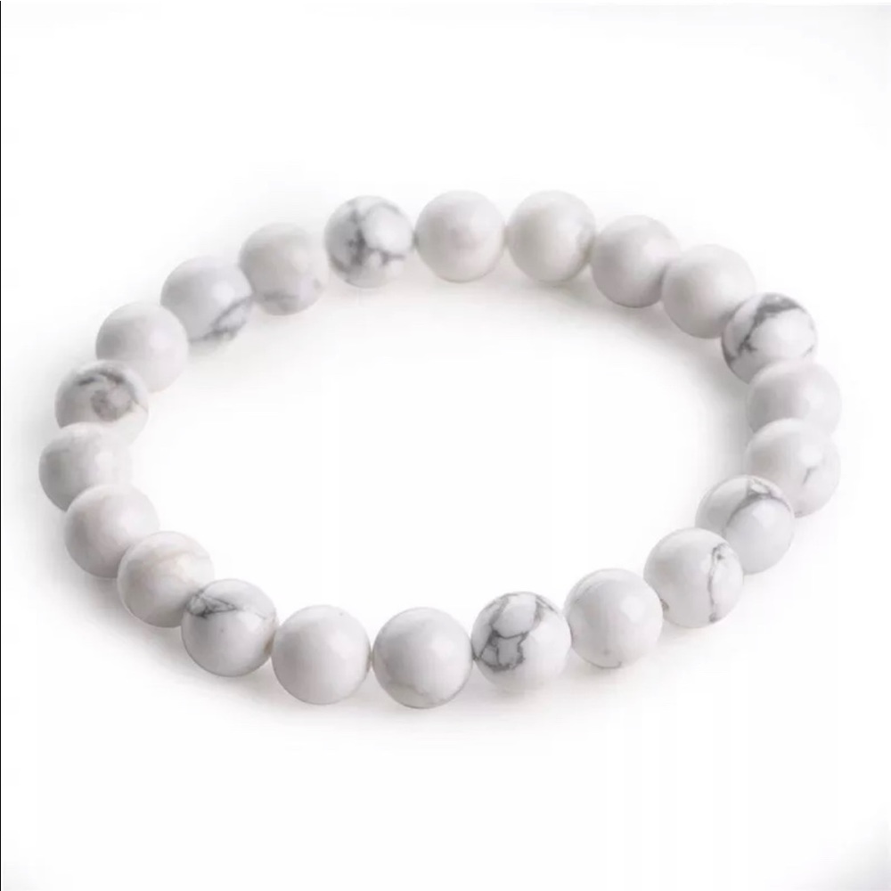 White Howlite Gemstone Bead Stretch Bracelet